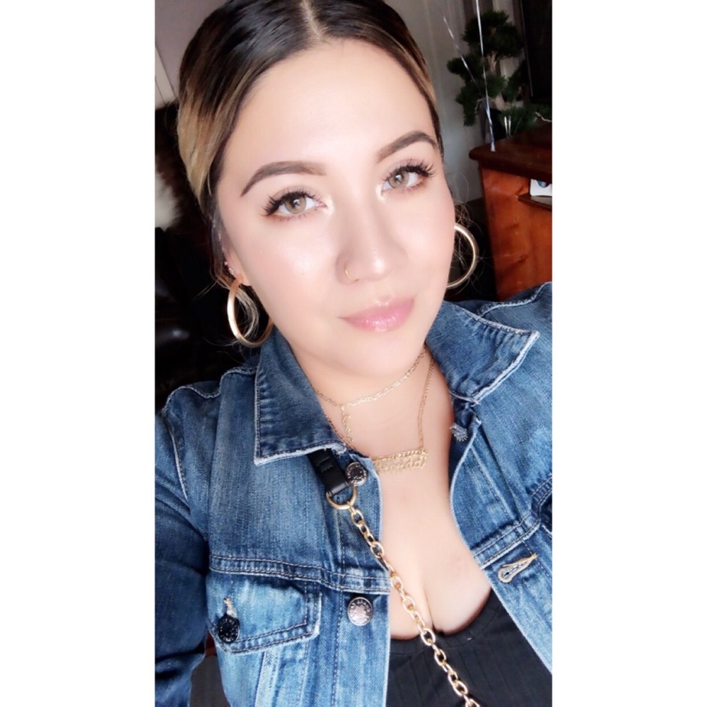 Meet your Posher, Brenda!